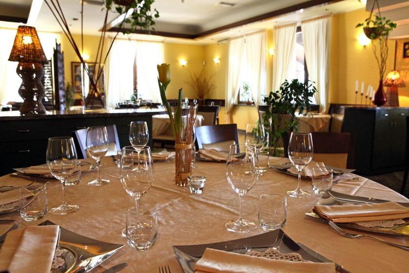 Hotel Ristorante Taverna Verde Piverone Exteriér fotografie