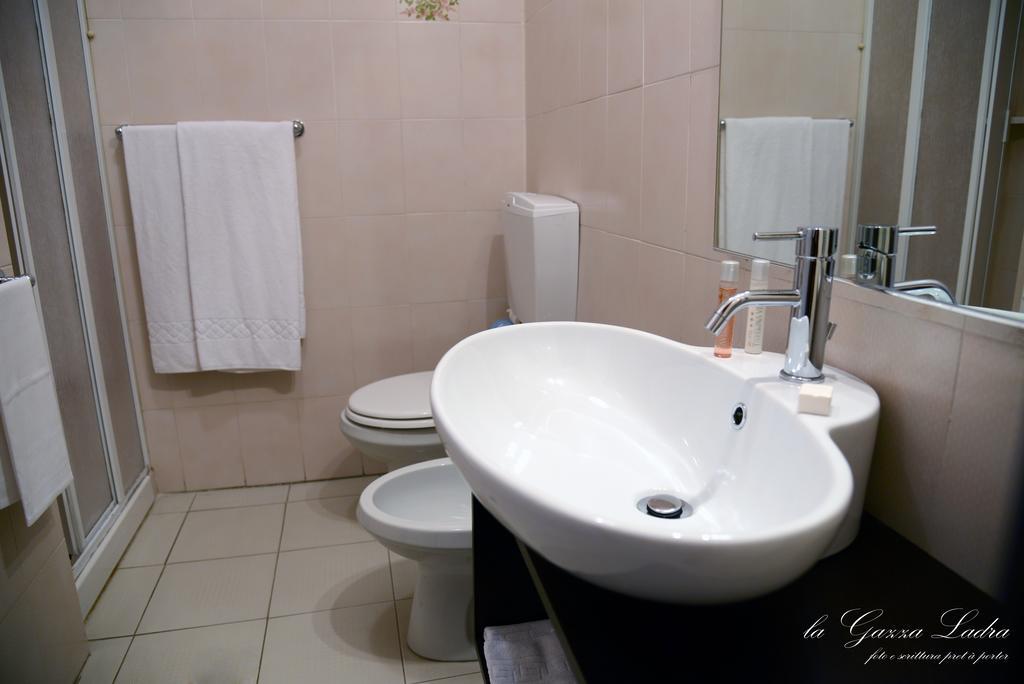 Hotel Ristorante Taverna Verde Piverone Pokoj fotografie